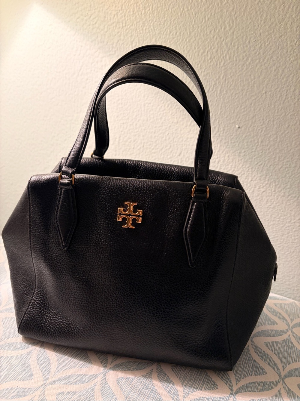 Authentic Tory Burch Black Pebble Leather Satchel with Gold Logo